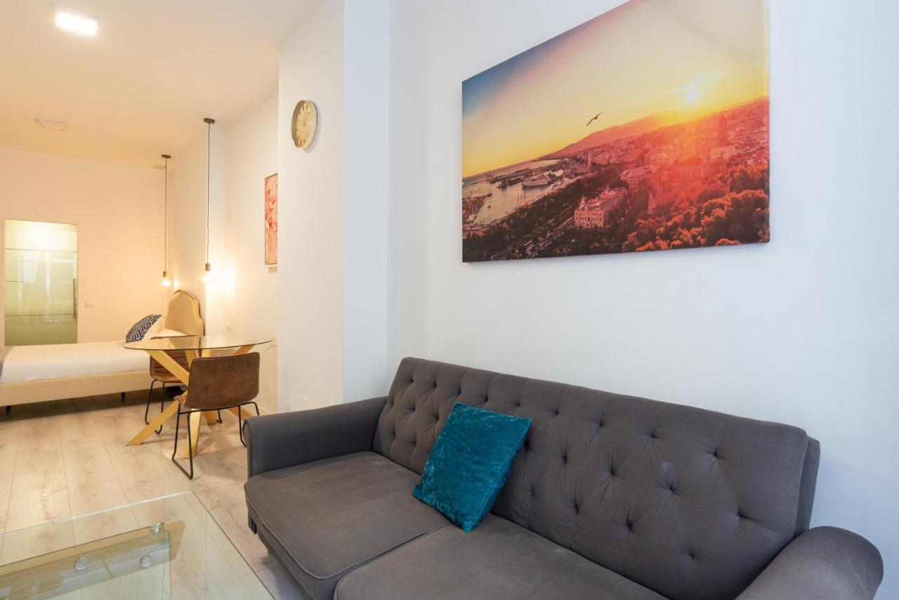 Appartamento Urbe10 Plaza De La Constucion Premium Loft Málaga Esterno foto